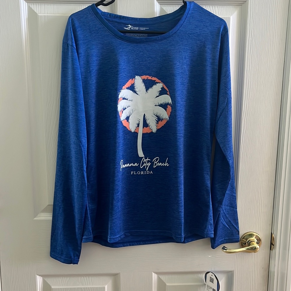 NWT rash guard